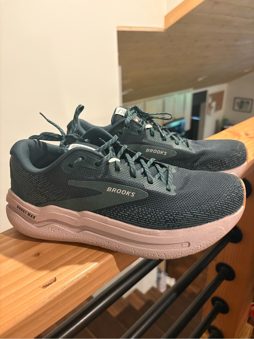 Men’s Brooks Ghost Max 2 Running Shoes